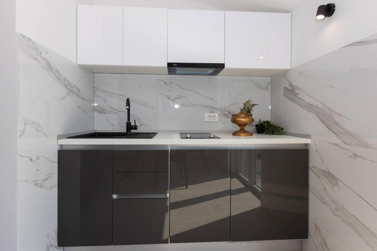 Tomas Deluxe II Apartment Дубровник Екстериор снимка